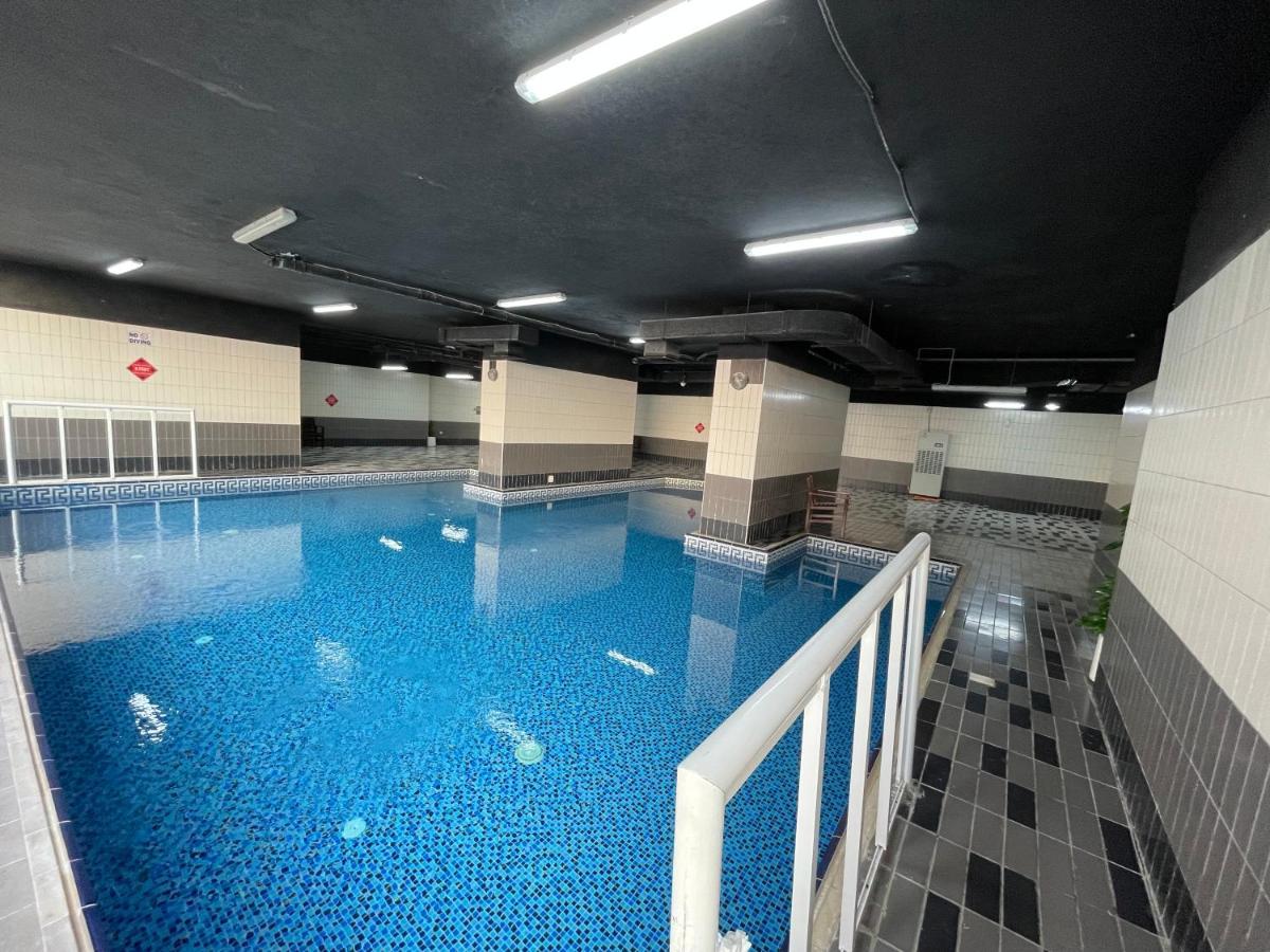 Sea View 1Br Apartment - Marina Pinnacle Dubai Eksteriør billede