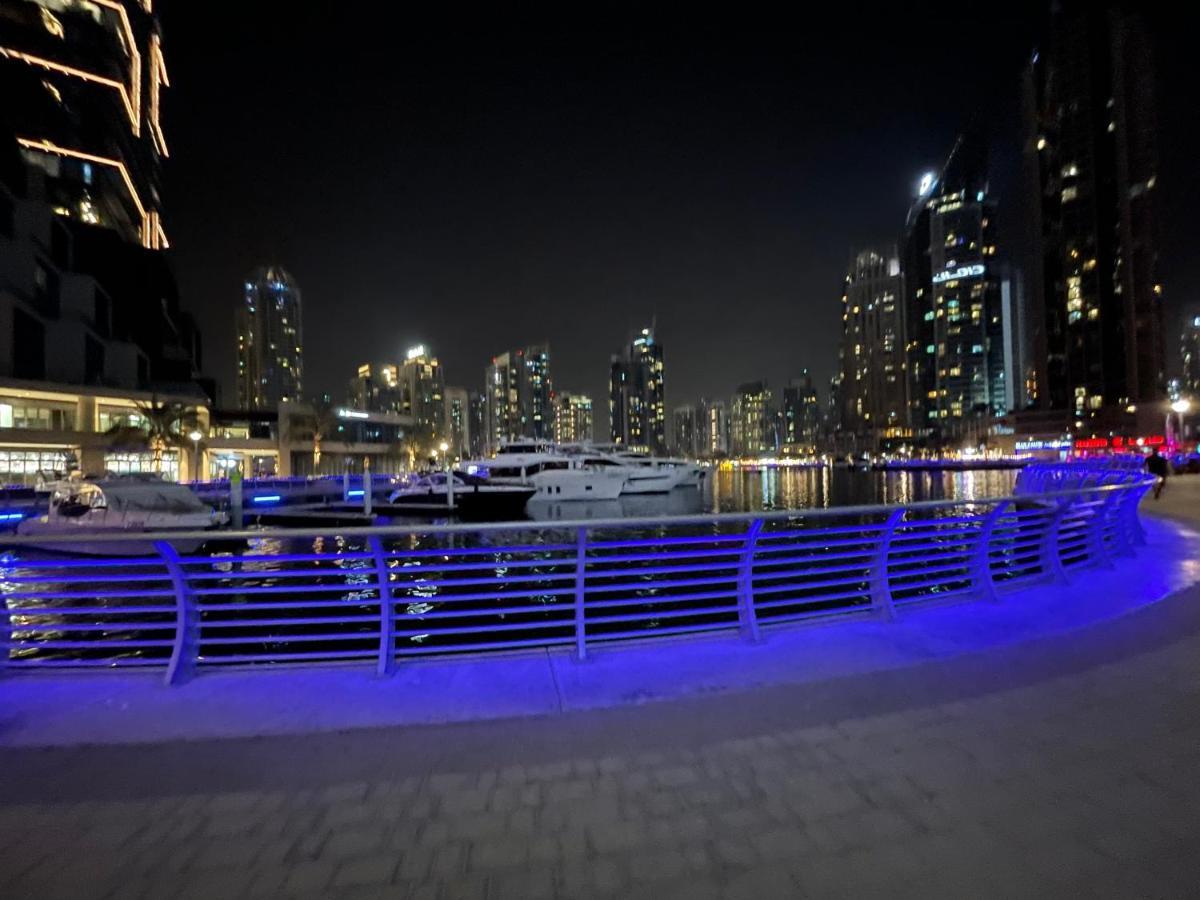 Sea View 1Br Apartment - Marina Pinnacle Dubai Eksteriør billede