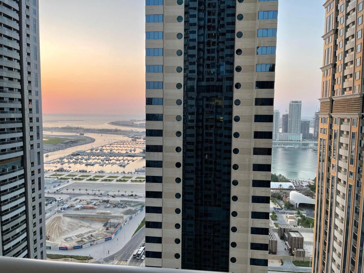 Sea View 1Br Apartment - Marina Pinnacle Dubai Eksteriør billede