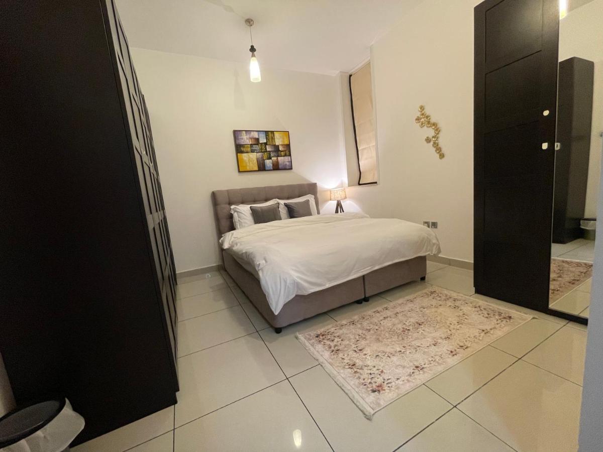 Sea View 1Br Apartment - Marina Pinnacle Dubai Eksteriør billede