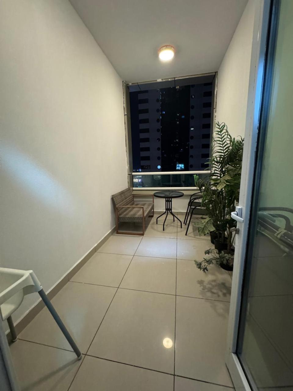 Sea View 1Br Apartment - Marina Pinnacle Dubai Eksteriør billede